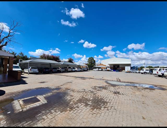 2,419M² WAREHOUSE FOR SALE IN TUNNEY